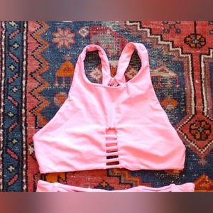 🩷 Hot Pink Bikini Top 👙